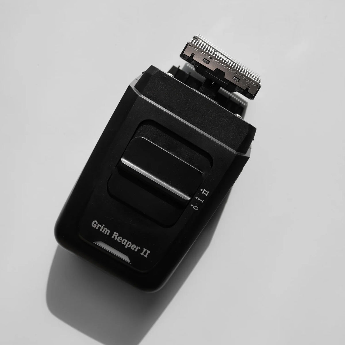 Kyone Grim Reaper II Dual Foil Shaver + gratis Grim Reaper I Single Foil Shaver - KOOS • alles voor de kapper - Kyone - Scheerapparaten
