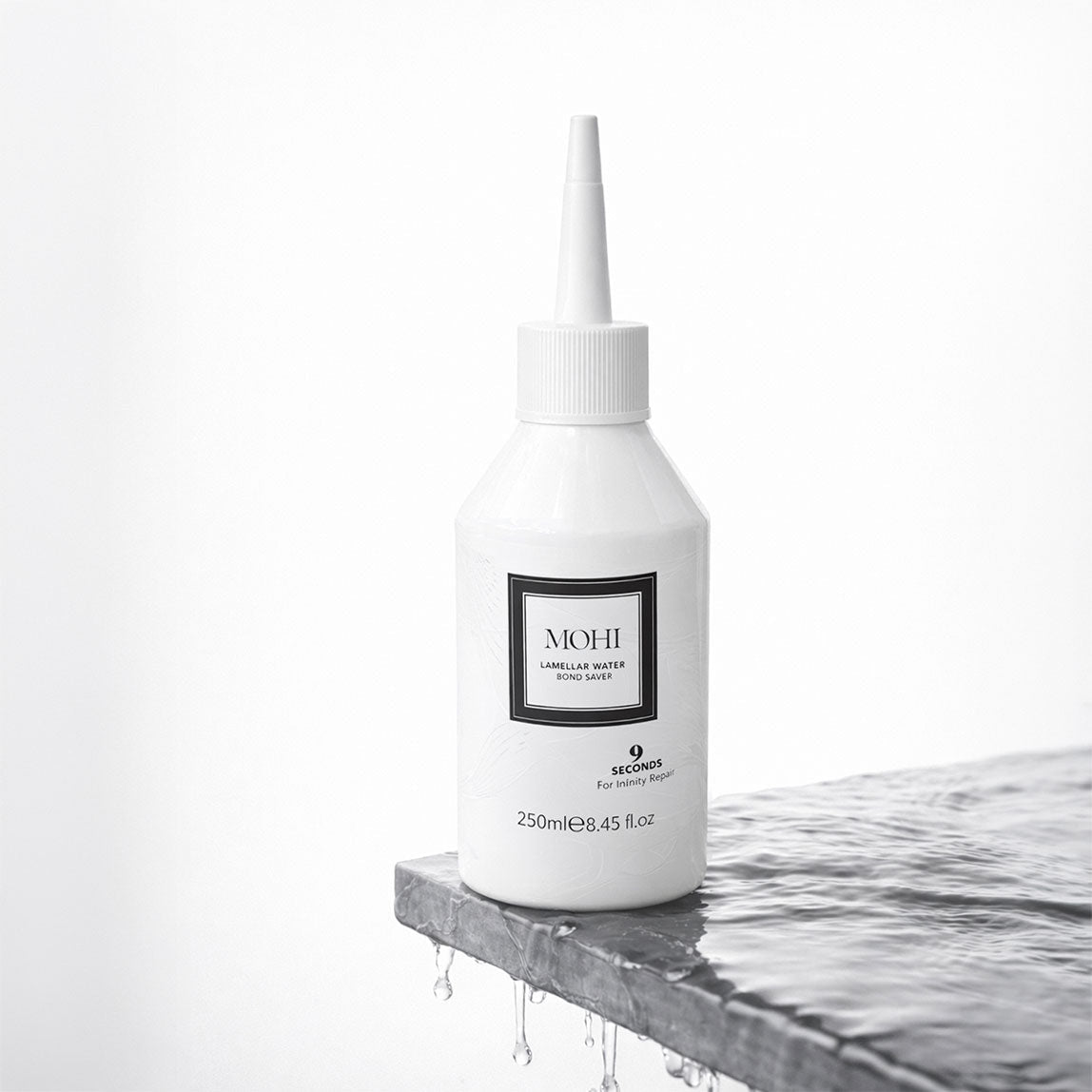 MOHI Lamellar Water Bond Saver 250ml - KOOS • alles voor de kapper - MOHI - Conditioner