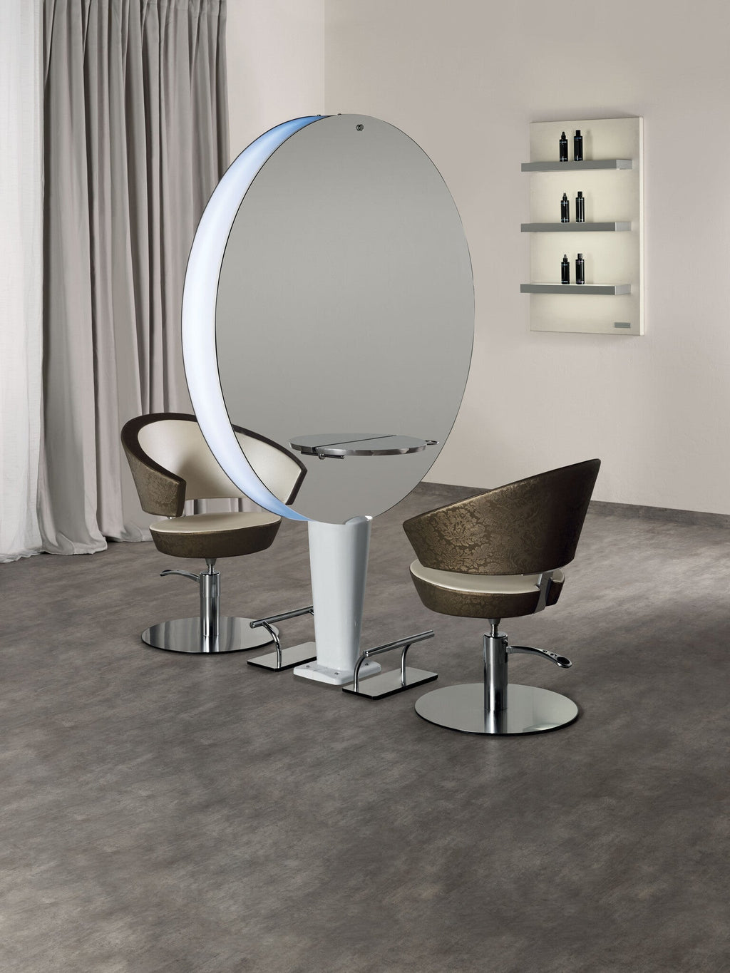 SA Kappersstoel Flute - KOOS • alles voor de kapper - Salon Ambience - Kappersstoel