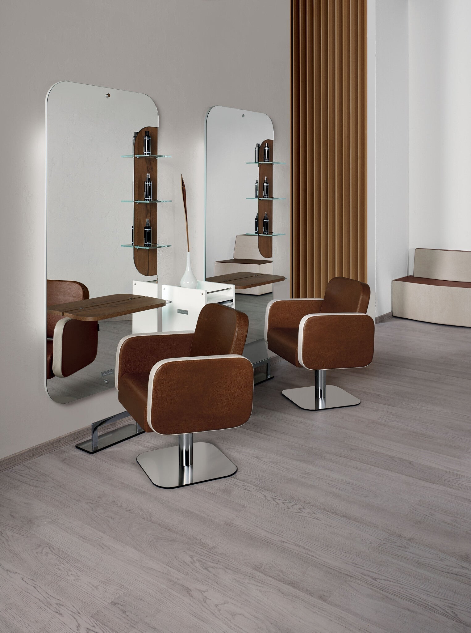 SA Kappersstoel Icon - KOOS • alles voor de kapper - Salon Ambience - Kappersstoel