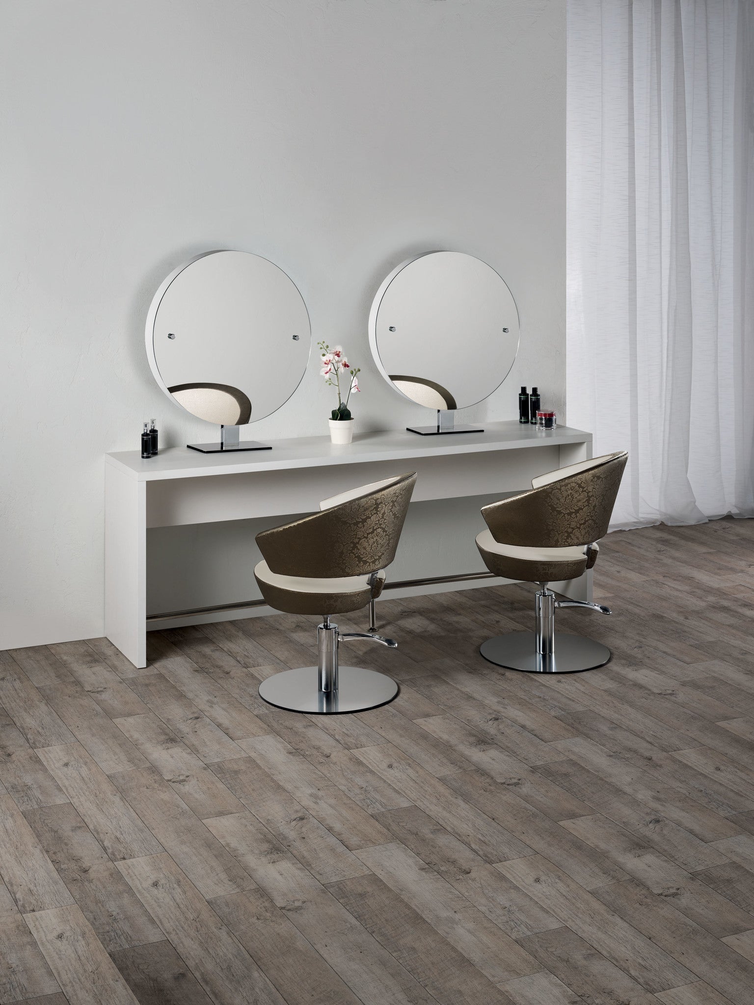 SA Kaptafel Brooklyn Round - KOOS • alles voor de kapper - Salon Ambience - Kaptafels